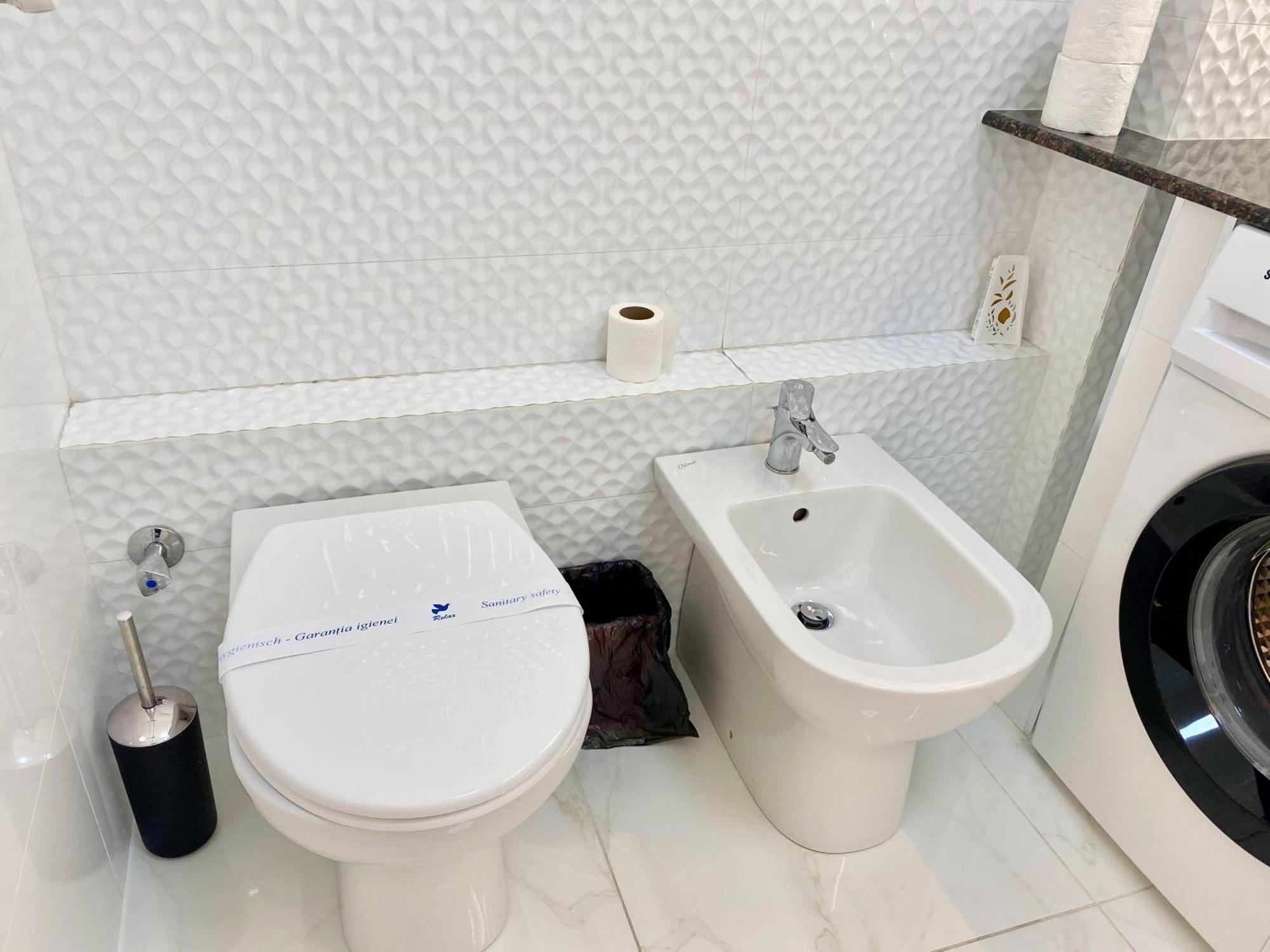 Apartament Confort Chişinau Exteriör bild