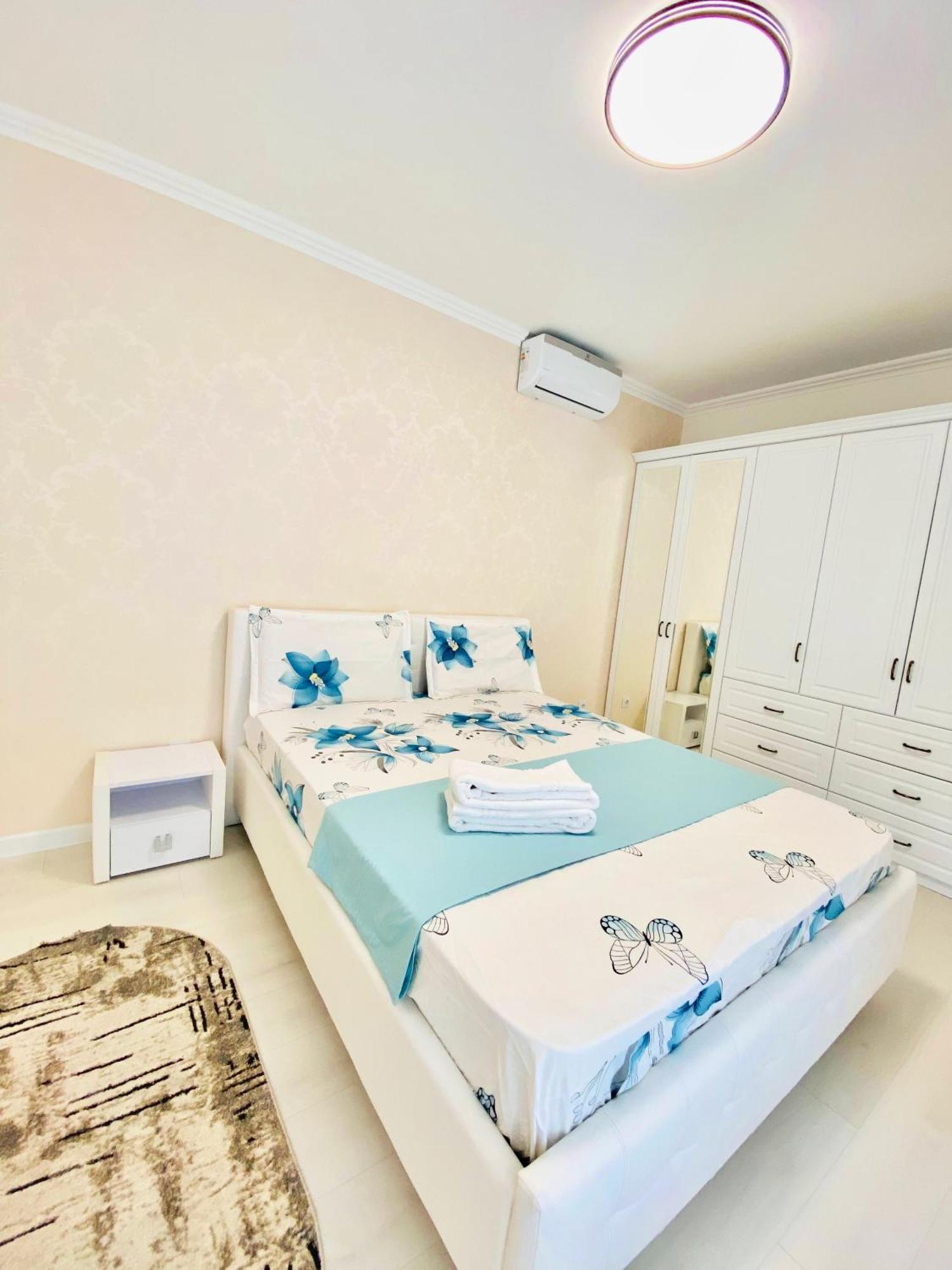 Apartament Confort Chişinau Exteriör bild